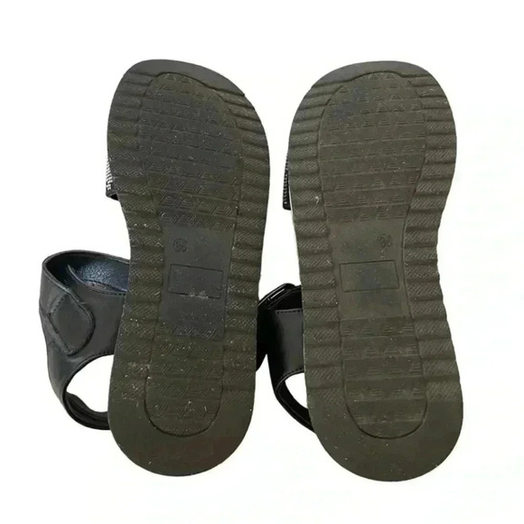 Black Leather Embellished Open Toe Adjustable Strap Closure Big SZ 35 (3.5 US) - Picture 7 of 10